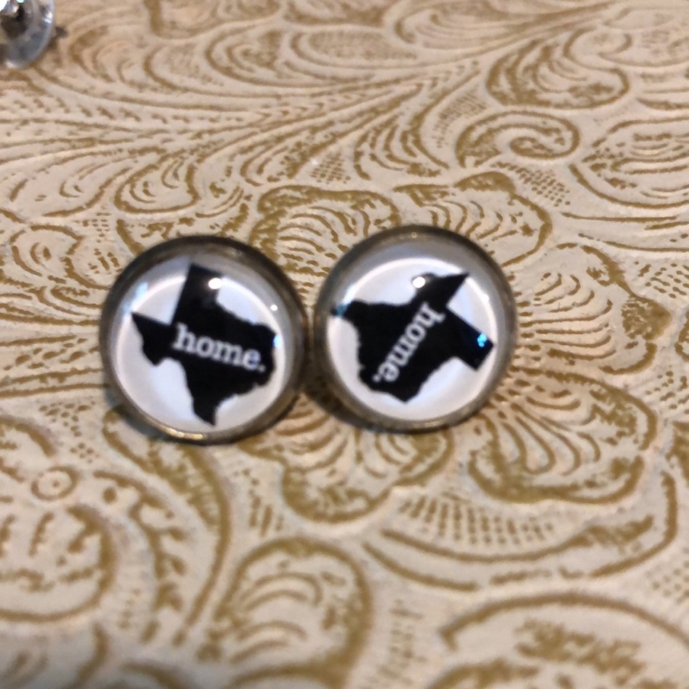 Texas Earring Set - image 5